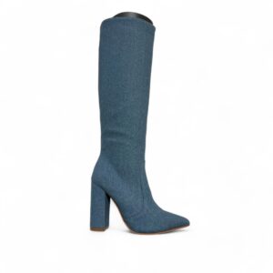 Bottes hauteur genou en jean bleu foncé avec talon carré et haut de 10 cm et fermeture zippée